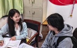 大学的辅导员和班主任