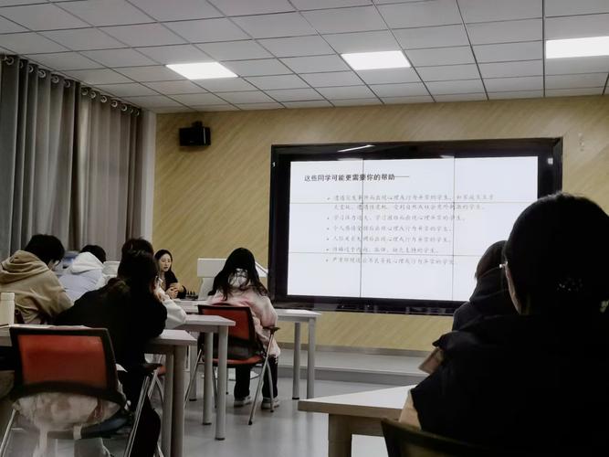 朋辈心理辅导员培训如何有效提升助人能力?-图1 朋辈心理辅导员培训如何有效提升助人能力?-图1