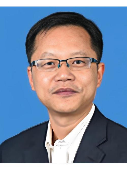 辅导员刘磊，育人故事如何温暖青春？-图1