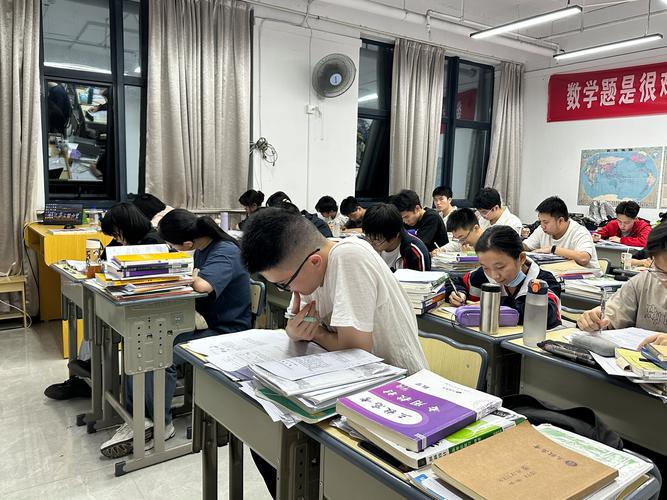 高考语文辅导班真能快速提分吗？-图1