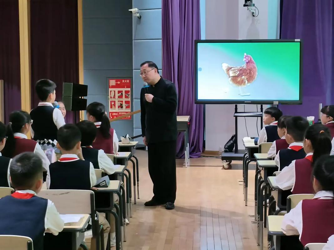 贵阳小学语文辅导老师如何提升孩子成绩？-图2