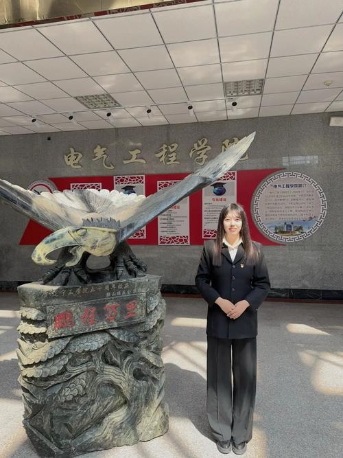 辅导员梦想，初心坚守还是现实妥协？-图3