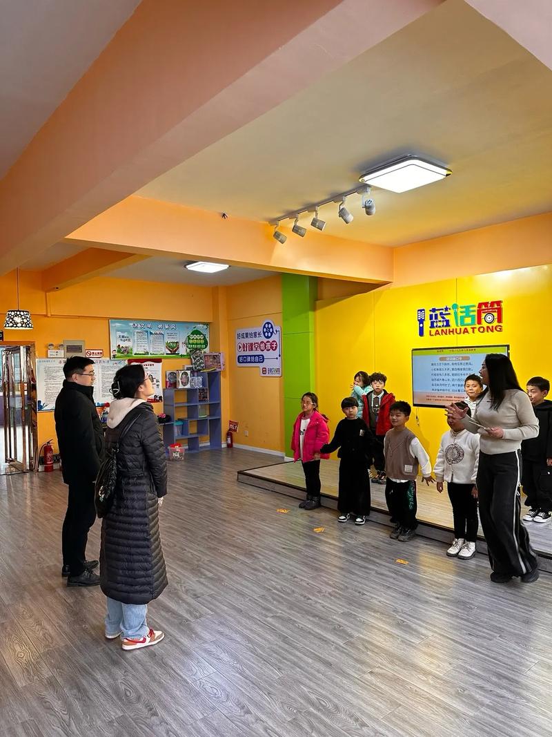 播音主持辅导机构，如何选对不踩坑？-图2