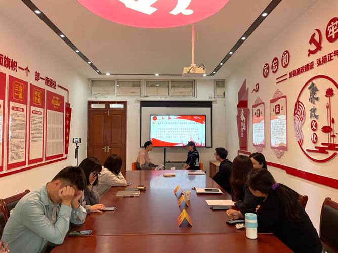 联名换辅导员可行吗?-图1 联名换辅导员可行吗?-图1