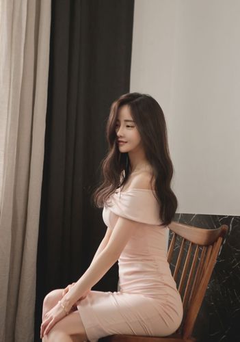 女神学姐的课后辅导-图2