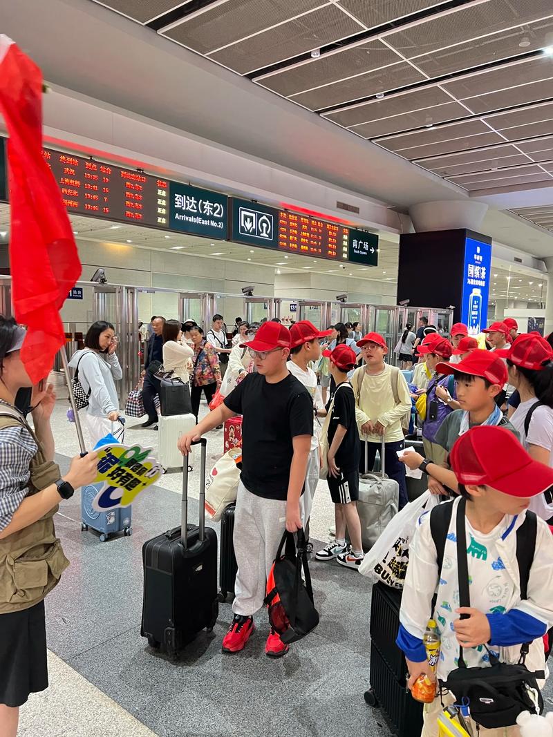 辅导班组织旅游，是教学还是福利？-图3