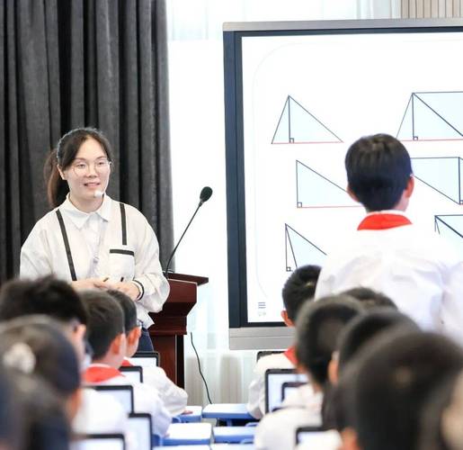 上海辅导老师为何如此受追捧？-图1