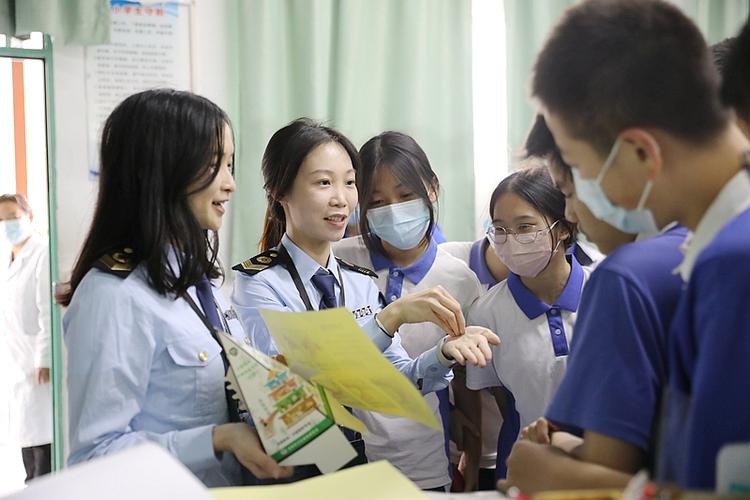 卫校辅导员如何做好学生职业规划指导？-图3