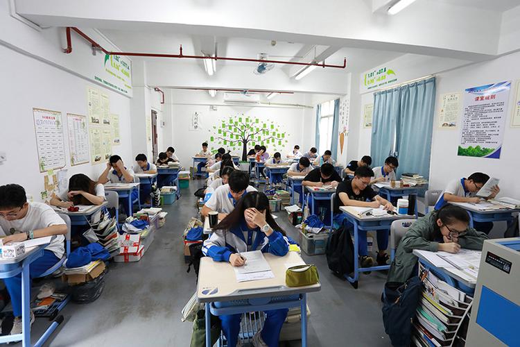 天津高考冲刺辅导班如何高效提分?师资、课程、口碑哪个更关键?-图1 天津高考冲刺辅导班如何高效提分?师资、课程、口碑哪个更关键?-图1
