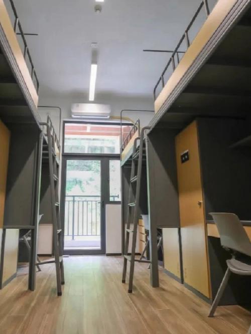 深职院辅导员宿舍有何特别之处？-图2