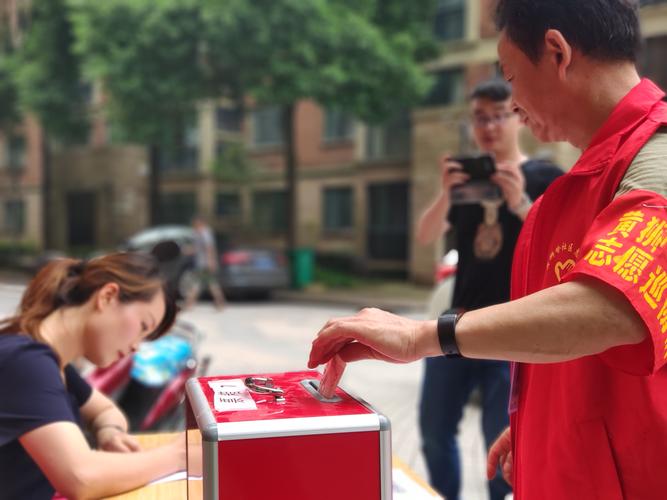 给辅导员发红包合适吗？-图2