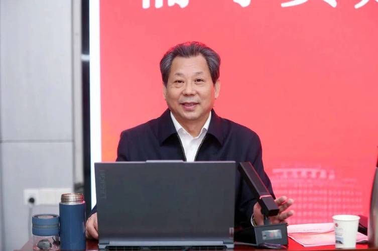 黄科大辅导员-图1