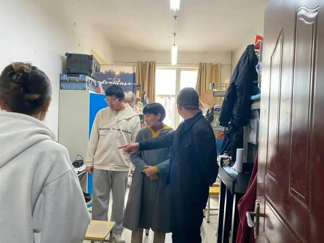 整治辅导员-图3 整治辅导员-图3