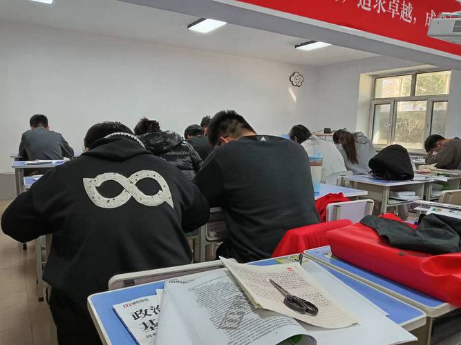 一对一公务员辅导-图2