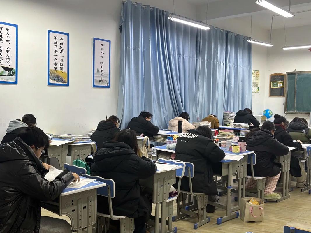 �春高中辅导班哪家好？-图3