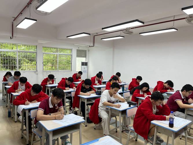 南宁初二辅导哪家好?怎么选才有效?-图3 南宁初二辅导哪家好?怎么选才有效?-图3