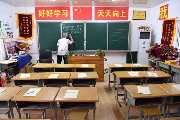 暑期英语辅导,学生如何高效提升?-图2 暑期英语辅导,学生如何高效提升?-图2