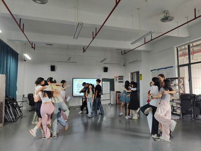 心理辅导课游戏如何有效助力学生成长？-图1