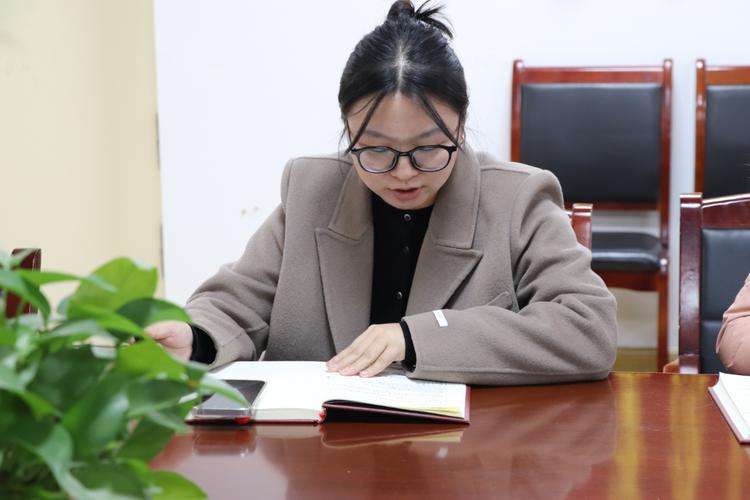 辅导员日常真的忙不过来吗？-图2